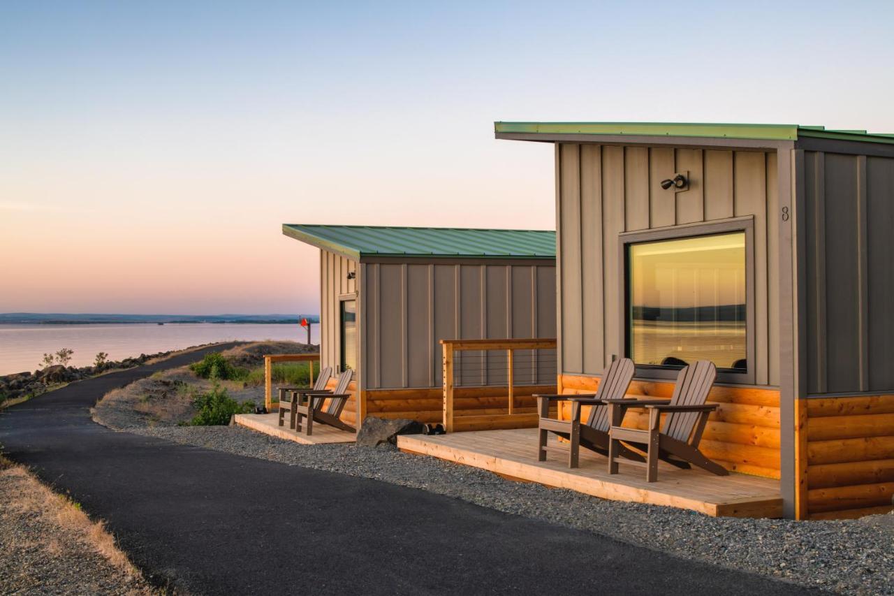 River Lodge And Cabins Boardman エクステリア 写真