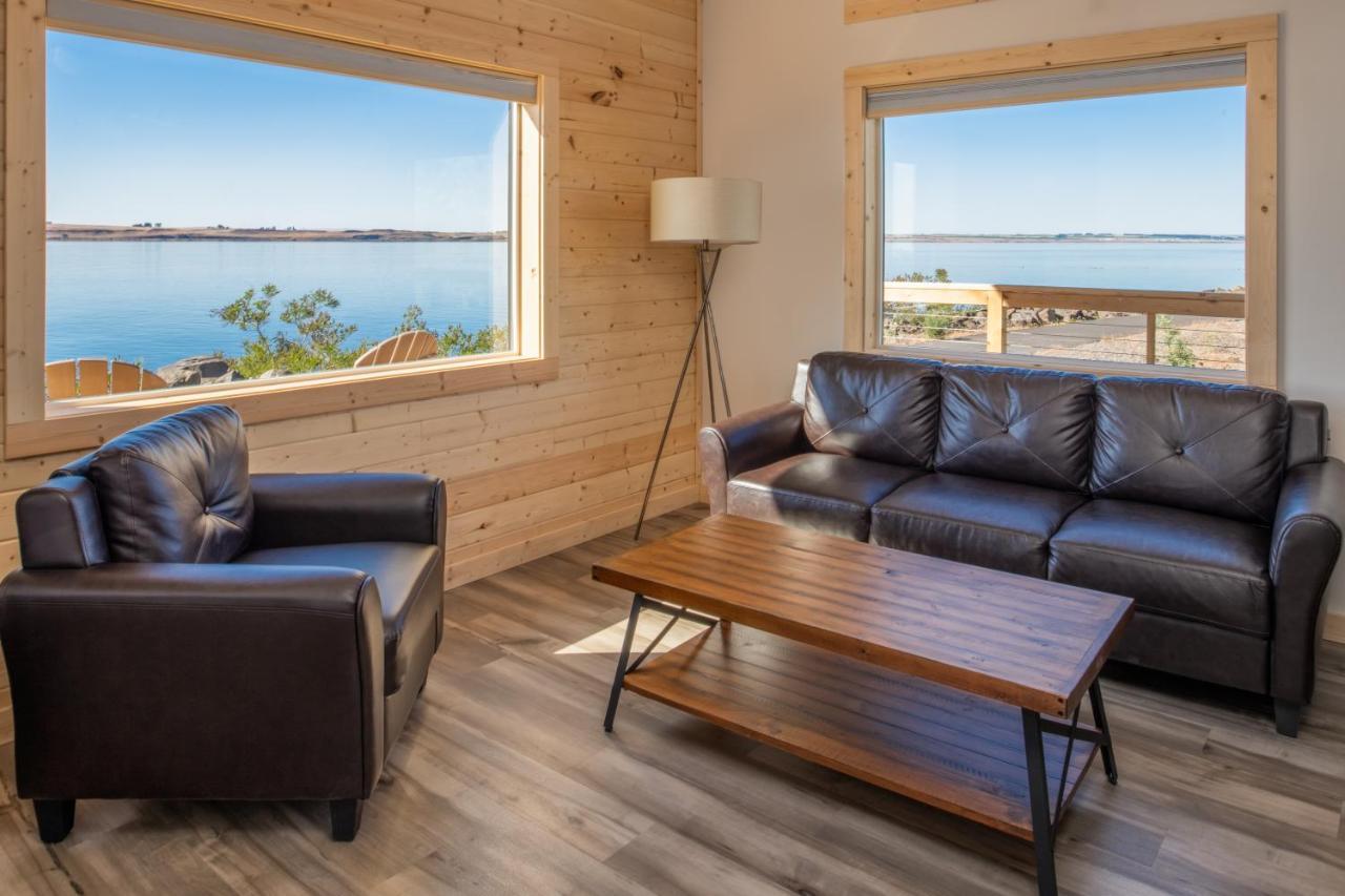 River Lodge And Cabins Boardman エクステリア 写真