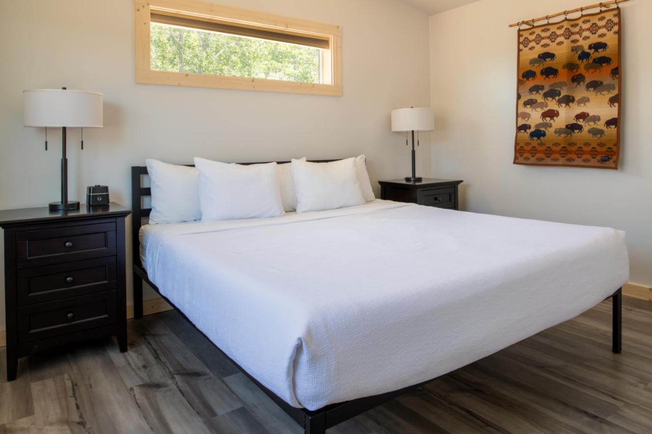 River Lodge And Cabins Boardman エクステリア 写真