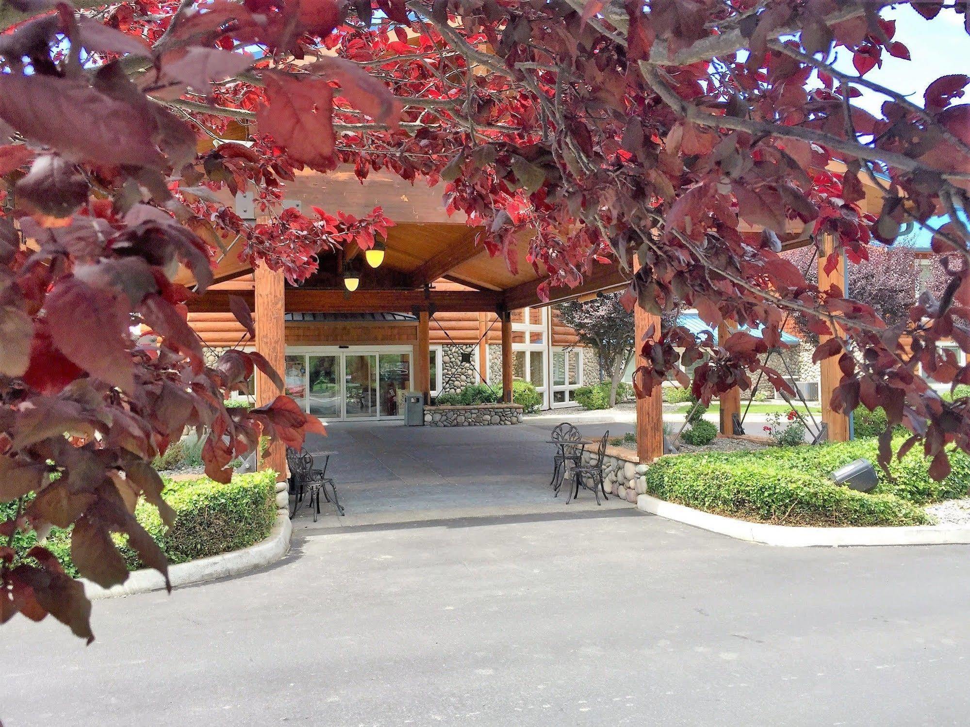 River Lodge And Cabins Boardman エクステリア 写真