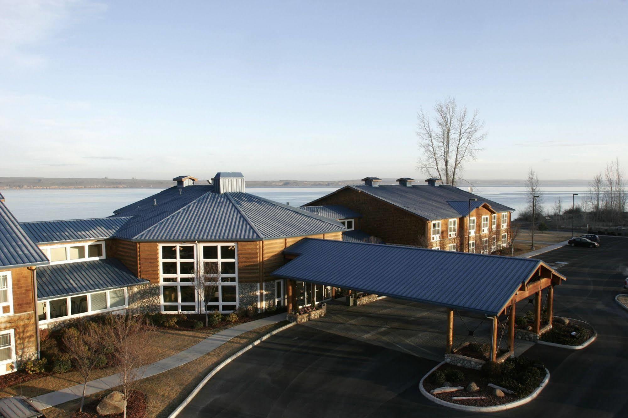River Lodge And Cabins Boardman エクステリア 写真